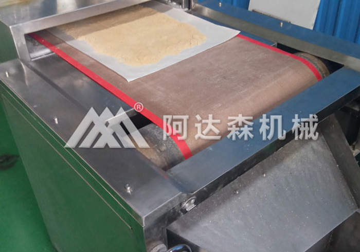 微波干燥機的特點優(yōu)勢：節(jié)能效率高、工藝先進